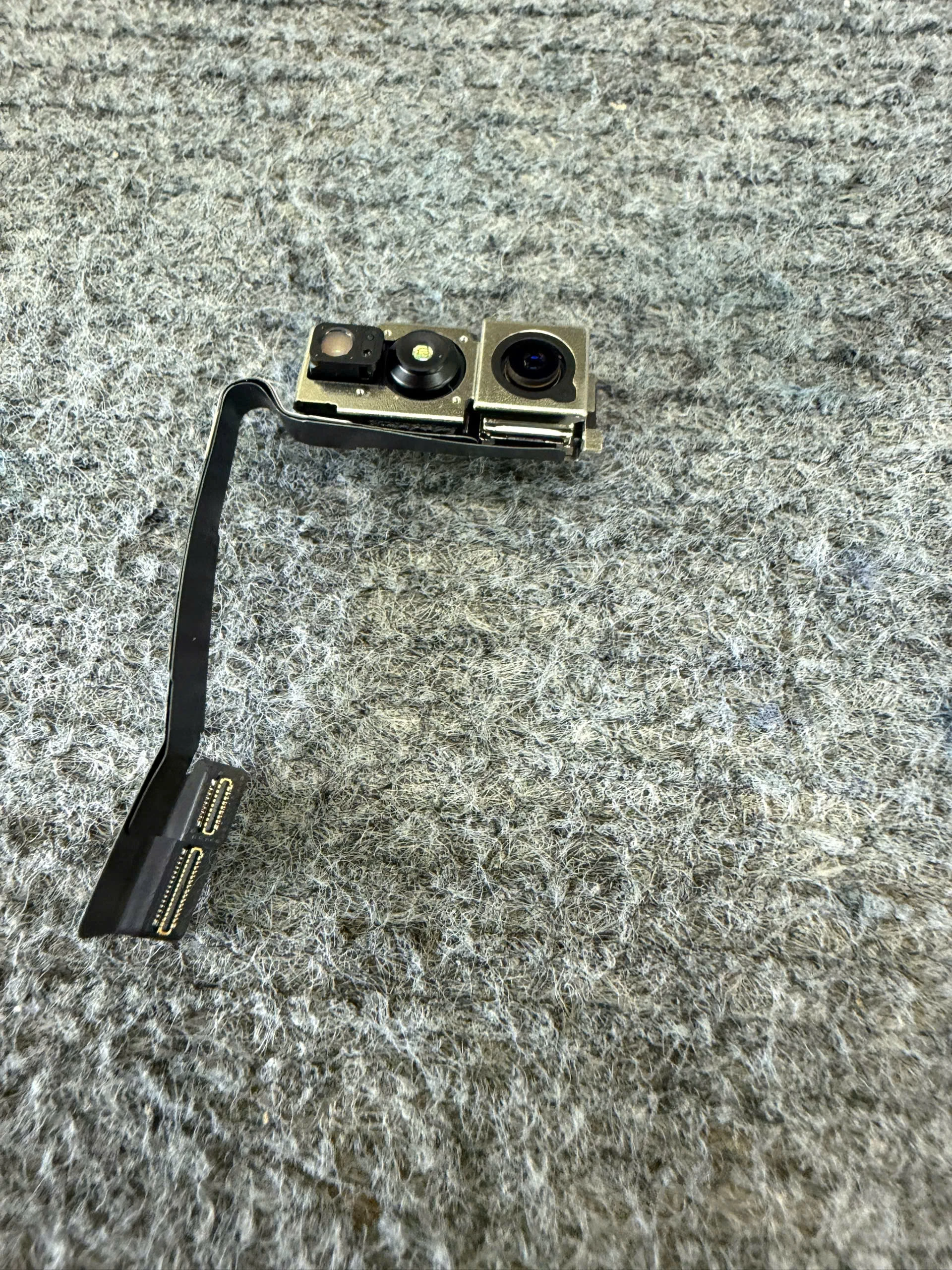 Camera Trước Zin Bóc Máy iPhone 16 Pro (A3101, A3102, A3104)
